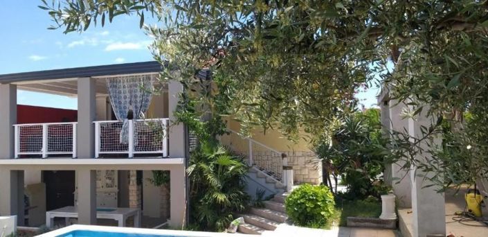 Image No.4-Propriété de 8 chambres à vendre à Croatie