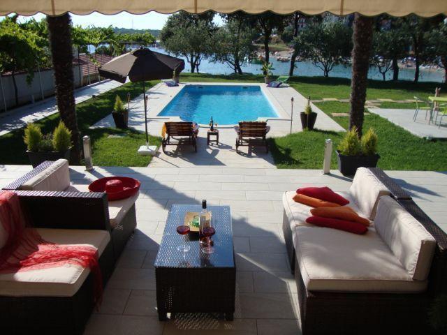 Image No.1-3 Bed Property for sale