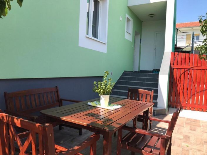 Image No.9-4 Bed Property for sale