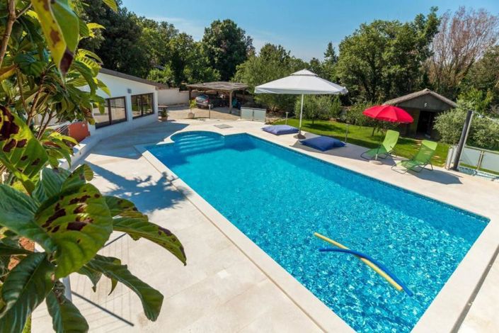 Image No.4-Propriété de 11 chambres à vendre à Croatie