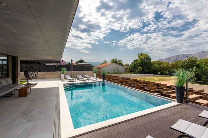 Image No.9-Propriété de 4 chambres à vendre à Croatie