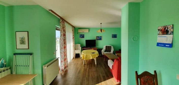 Image No.21-8 Bed Property for sale