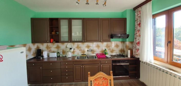 Image No.22-8 Bed Property for sale