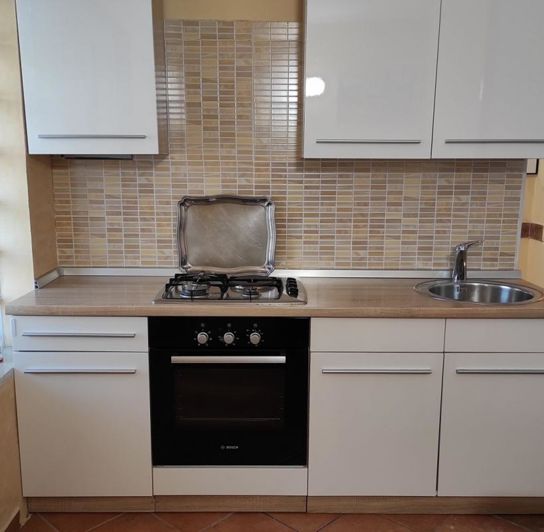 Image No.12-3 Bed Property for sale