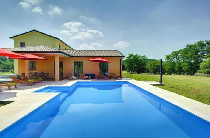Image No.1-6 Bed Property for sale