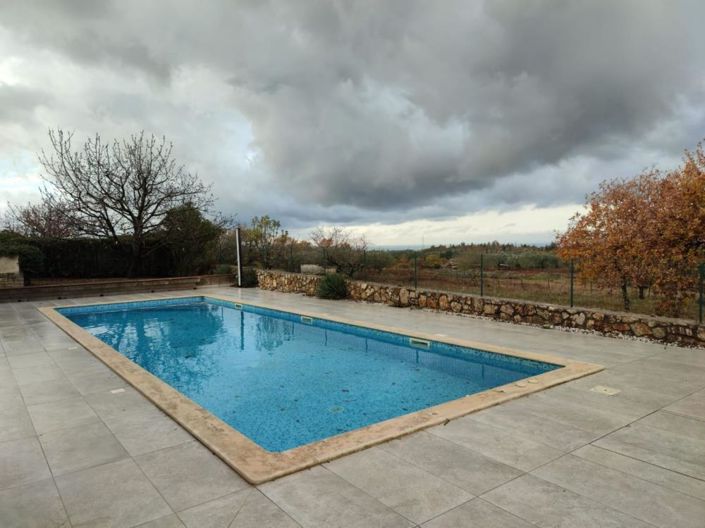 Image No.23-6 Bed Property for sale