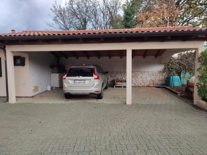 Image No.25-6 Bed Property for sale