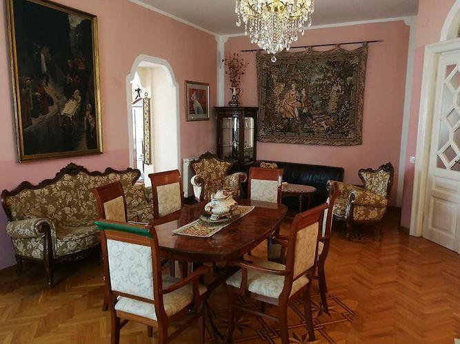 Image No.22-14 Bed Property for sale