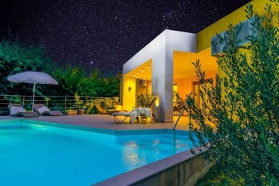 1 - Svetvincenat, Property