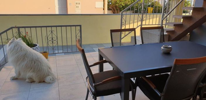 Image No.11-6 Bed Property for sale