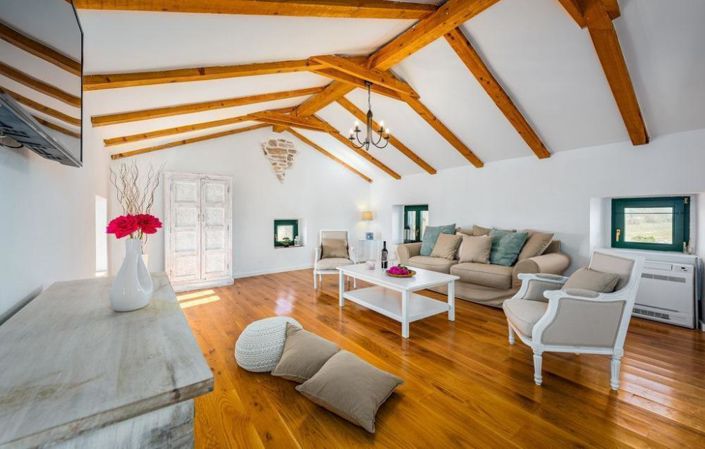 Image No.20-4 Bed Property for sale