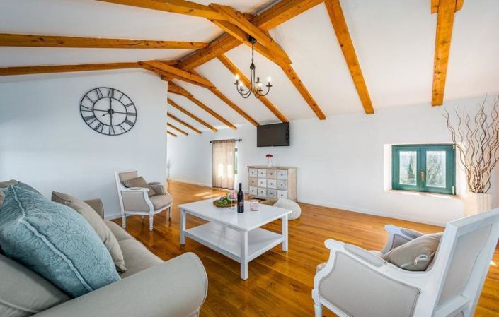 Image No.22-4 Bed Property for sale