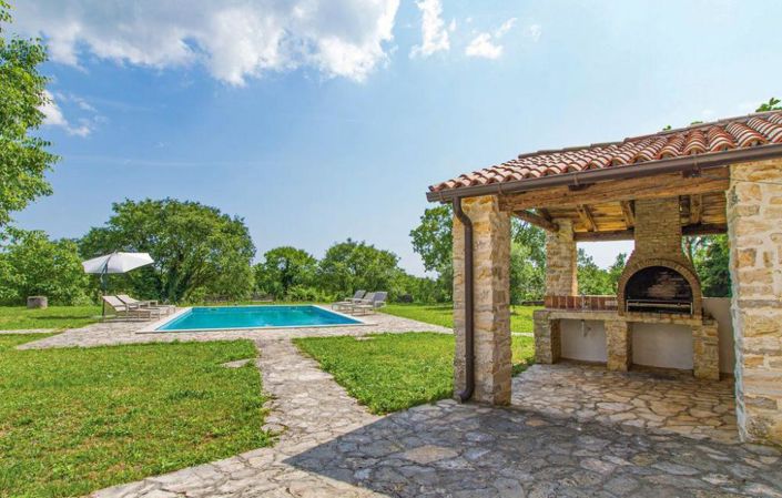 Image No.5-4 Bed Property for sale