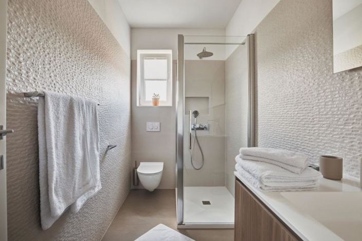 Image No.5-4 Bed Property for sale