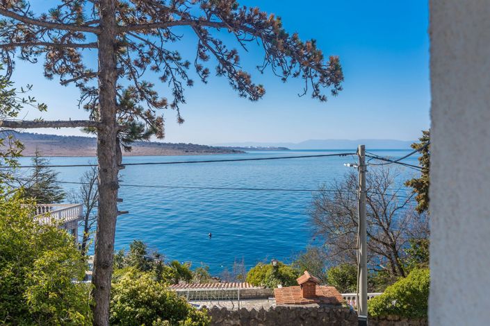 Image No.4-10 Bed Property for sale