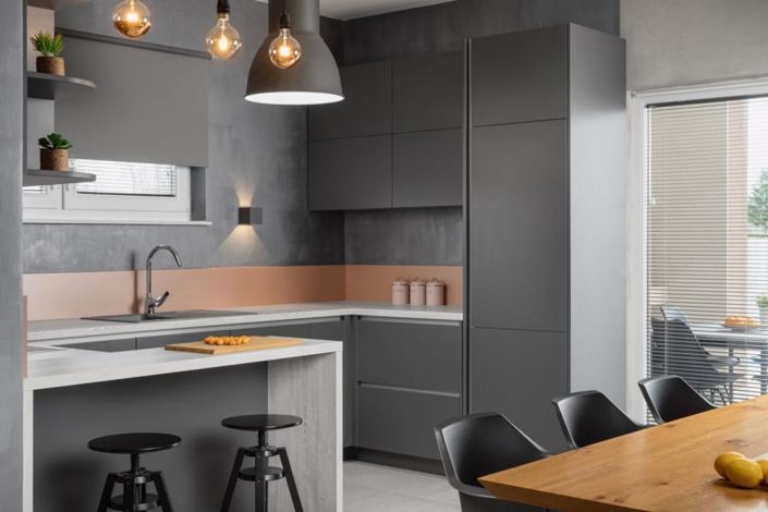 Image No.19-3 Bed Property for sale