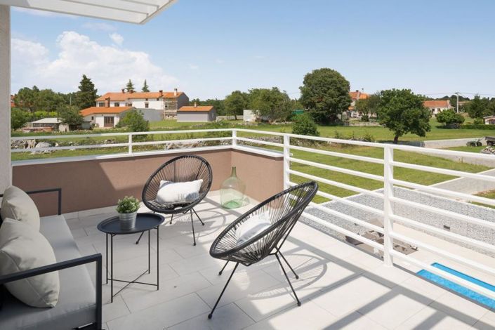 Image No.4-3 Bed Property for sale