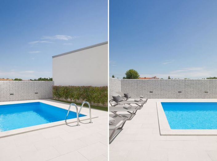 Image No.9-3 Bed Property for sale