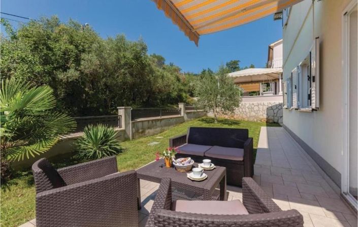 Image No.13-4 Bed Property for sale