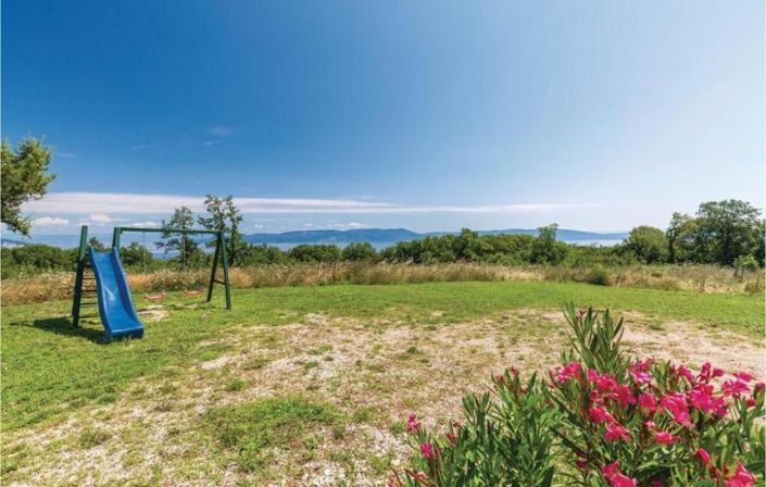 Image No.9-4 Bed Property for sale