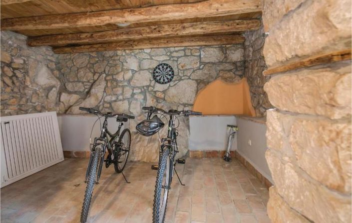 Image No.19-4 Bed Property for sale