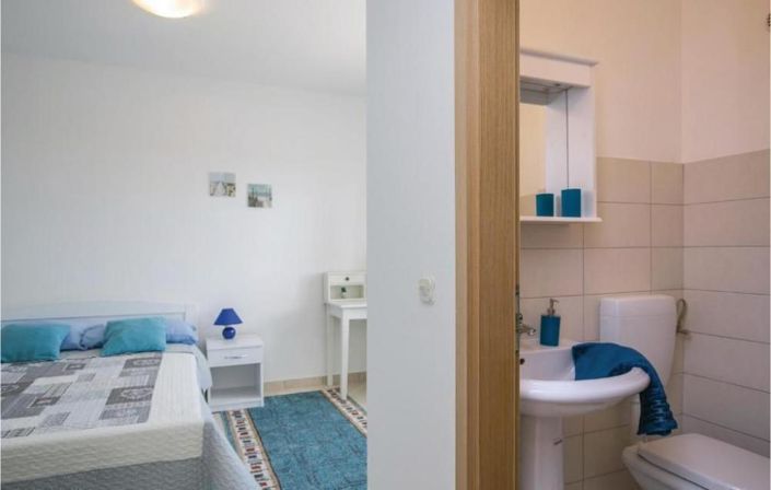 Image No.23-4 Bed Property for sale