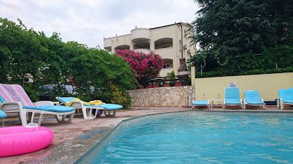 Image No.2-19 Bed Property for sale