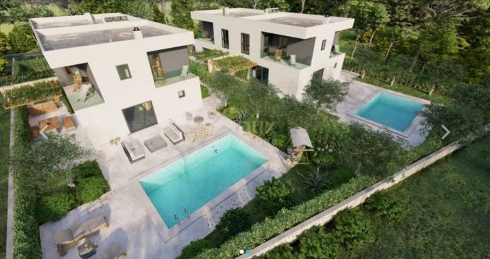 Image No.3-3 Bed Property for sale