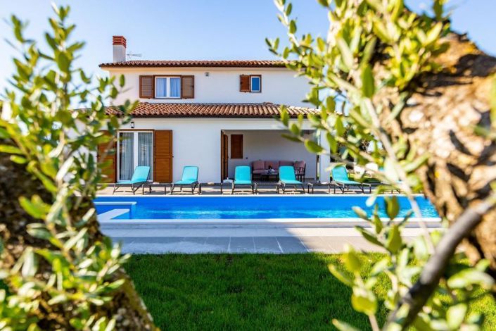 Image No.2-3 Bed Property for sale