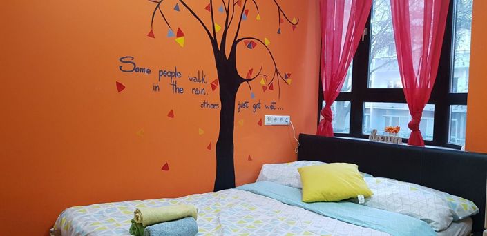 Image No.10-12 Bed Property for sale