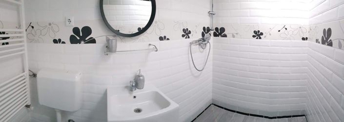 Image No.20-12 Bed Property for sale