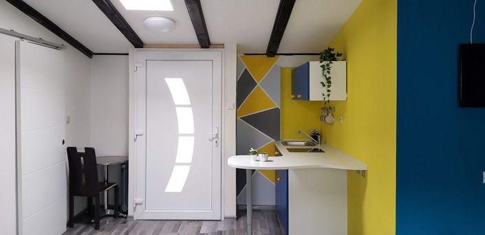 Image No.21-12 Bed Property for sale