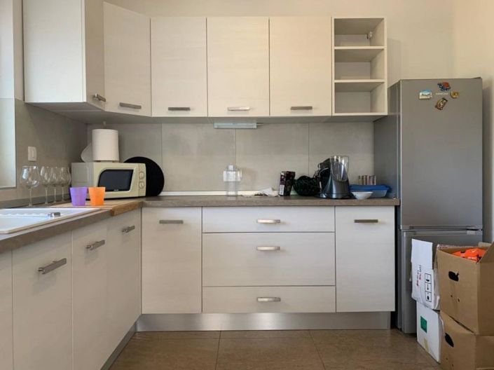 Image No.25-3 Bed Property for sale