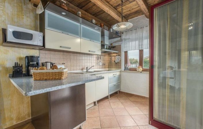 Image No.13-3 Bed Property for sale