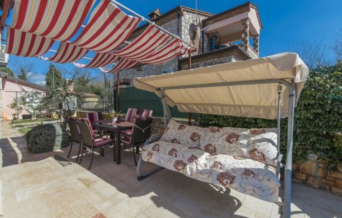 Image No.18-3 Bed Property for sale