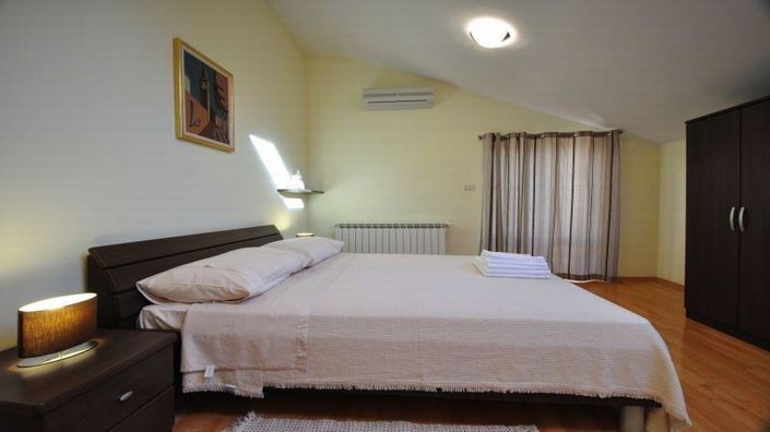 Image No.20-Propriété de 4 chambres à vendre à Buzet