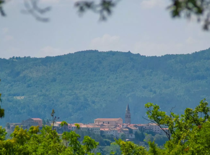 Image No.6-4 Bed Property for sale