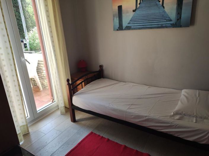 Image No.20-4 Bed Property for sale