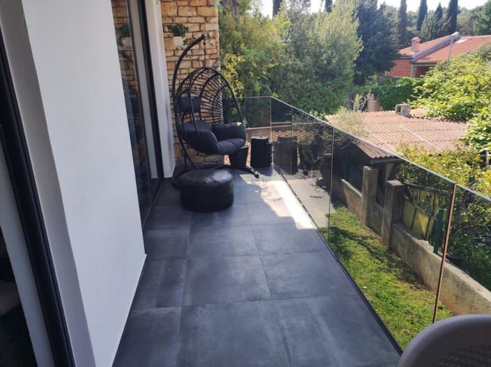 Image No.10-4 Bed Property for sale