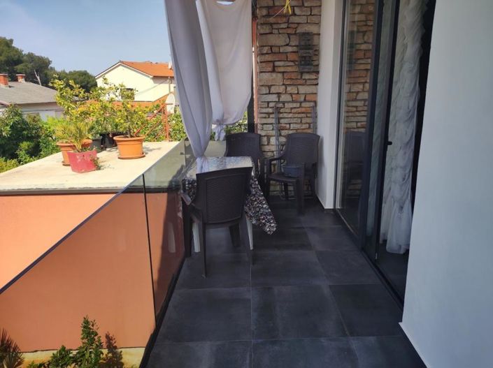 Image No.11-4 Bed Property for sale