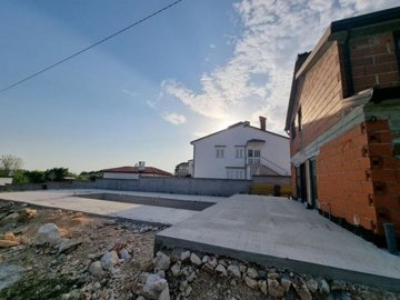 33489-254870