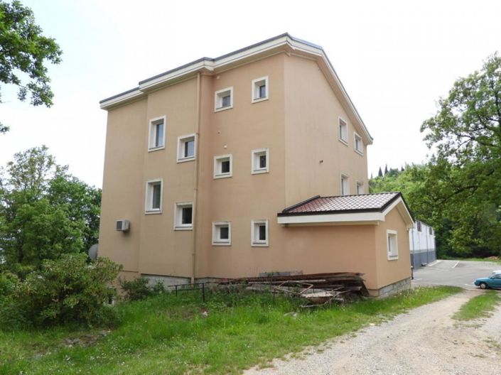 Image No.5-Propriété de 8 chambres à vendre à Matulji