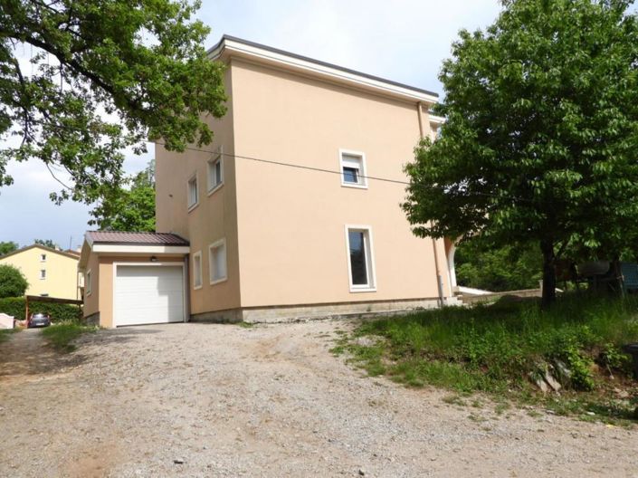 Image No.8-Propriété de 8 chambres à vendre à Matulji