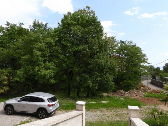 Image No.9-8 Bed Property for sale