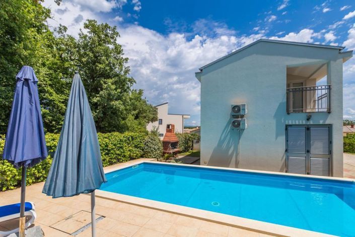 Image No.3-Propriété de 6 chambres à vendre à Croatie