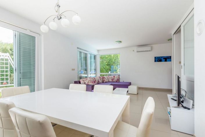 Image No.9-Propriété de 6 chambres à vendre à Croatie