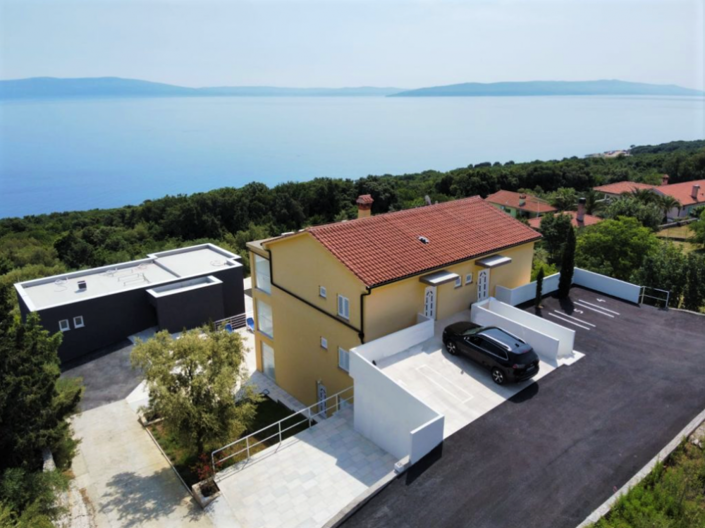 Image No.3-Propriété de 9 chambres à vendre à Croatie
