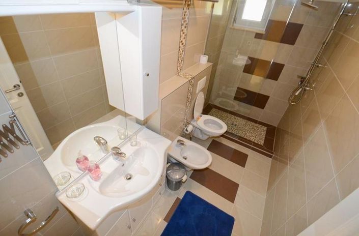 Image No.12-Propriété de 10 chambres à vendre à Porec