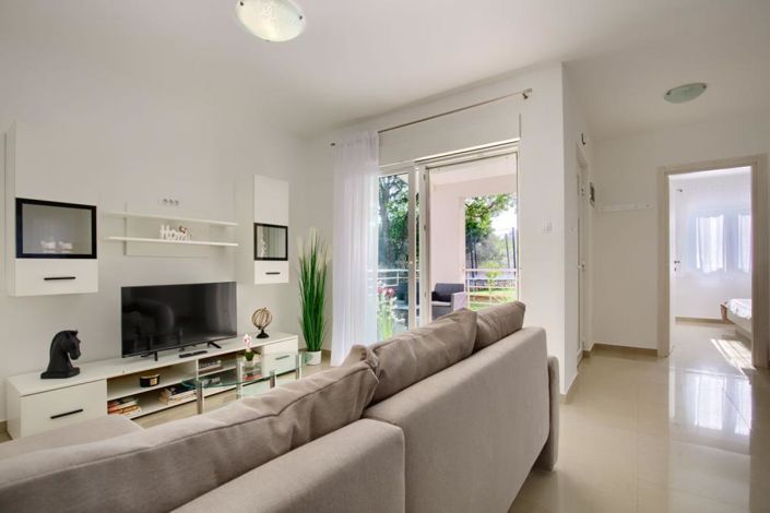 Image No.24-Propriété de 7 chambres à vendre à Ližnjan