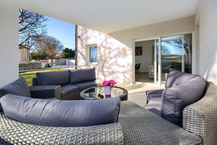 Image No.4-7 Bed Property for sale